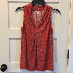 NWT Max Studio Red and White Floral Sleeveless Blouse
